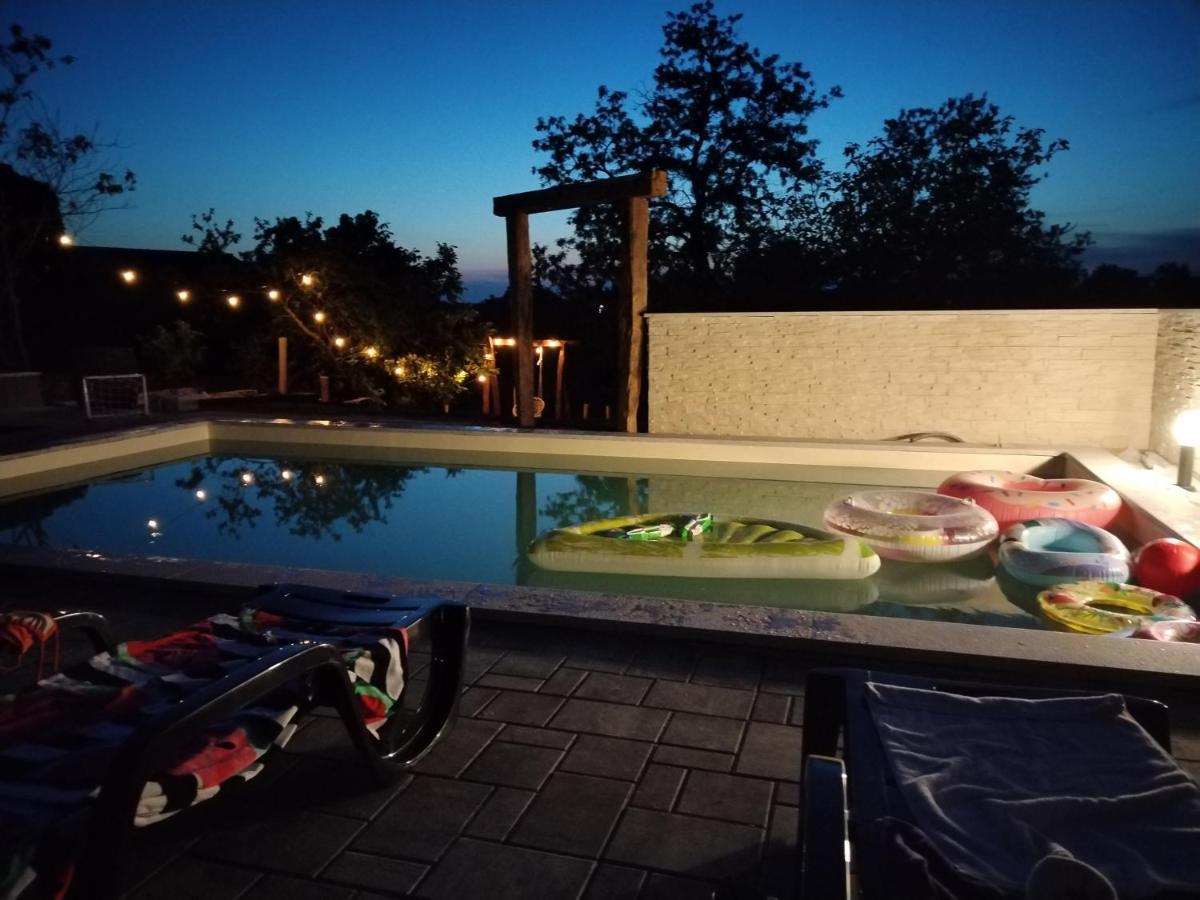 Villa House With Pool Poli Stare Nuoni Žminj Esterno foto